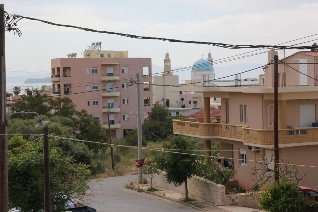Άνετο Και Πολυτελές Οροφοδιαμέρισμα 2 Chania  ภายนอก รูปภาพ