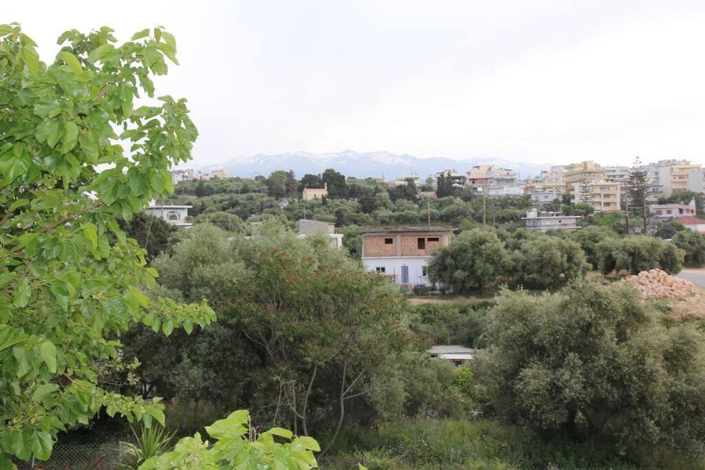Άνετο Και Πολυτελές Οροφοδιαμέρισμα 2 Chania  ภายนอก รูปภาพ
