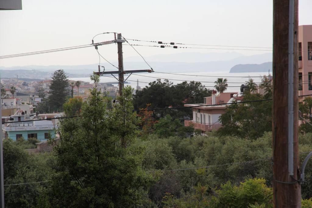 Άνετο Και Πολυτελές Οροφοδιαμέρισμα 2 Chania  ภายนอก รูปภาพ